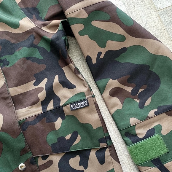 🔥🔥STUSSY - STUSSY SHELL HOODED JACKET🔥🔥 - Picture 3 of 15